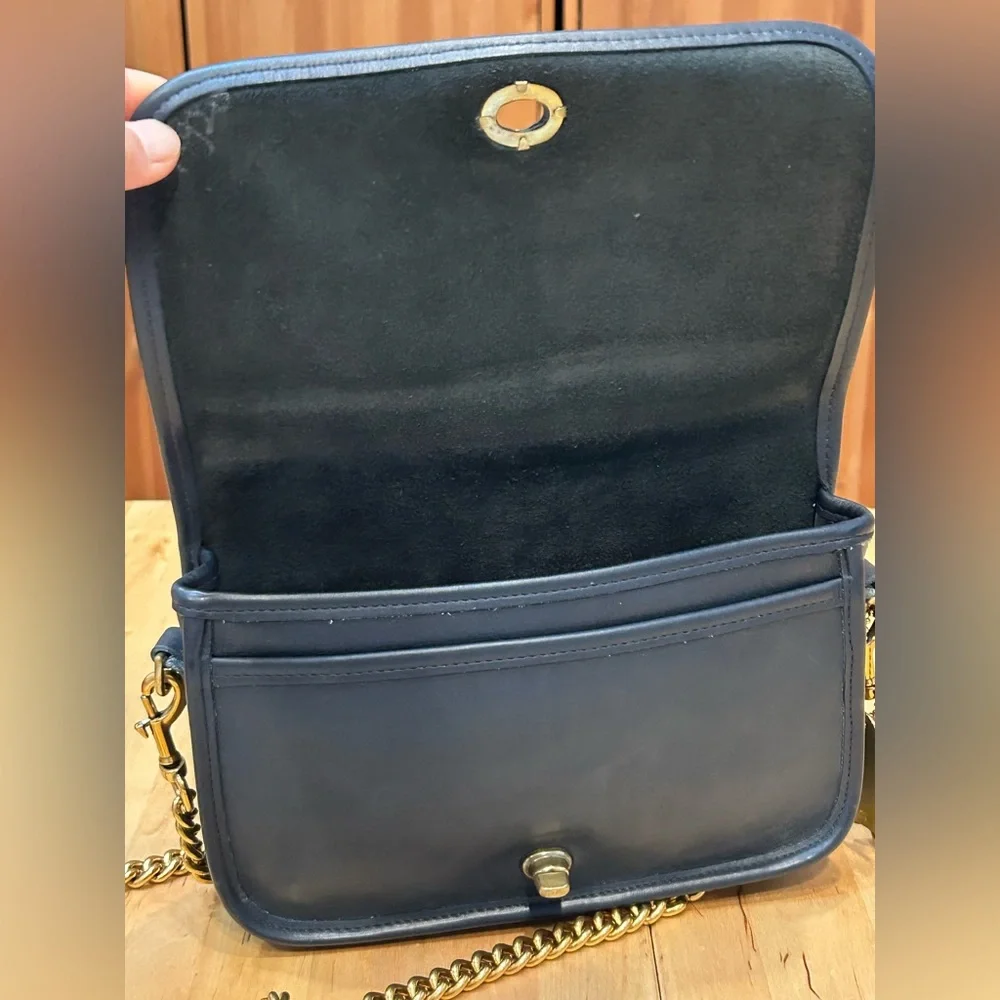 Like new Navy Vintage Coach Penny Pocket Clutch Purse 9755 - Picture 5 of 13